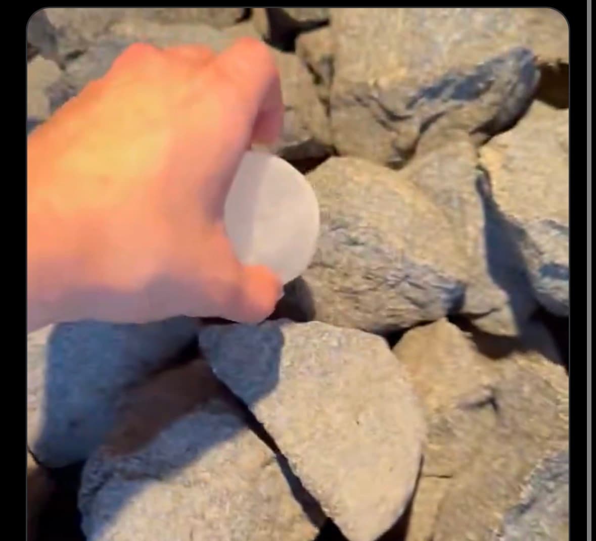 サウナ×悪魔